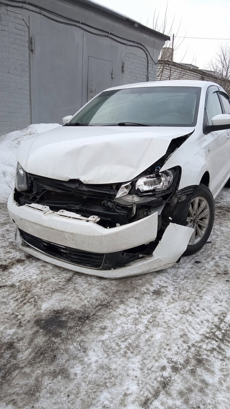 Фото повреждённого авто от клиента